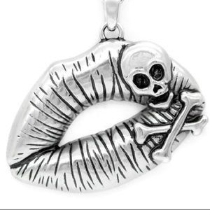 NEW lips skull pendant necklace